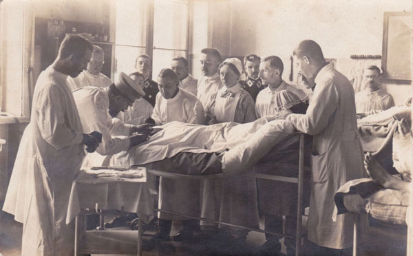 Military History Monthly – LEg-operation-in-field-hospital